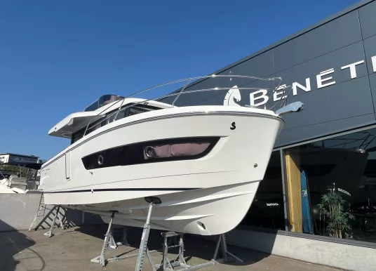 BENETEAU - SWIFT TRAWLER 37 FLY - 6