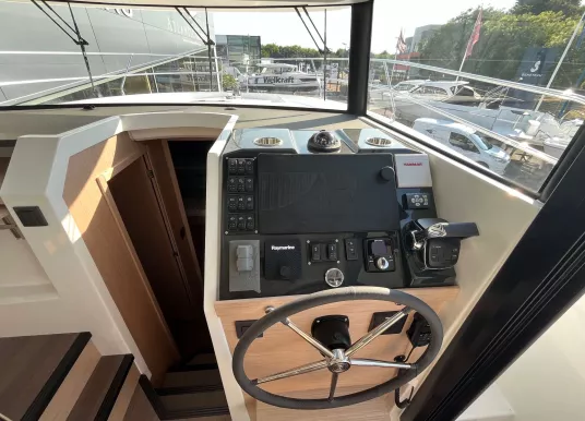 BENETEAU - SWIFT TRAWLER 37 FLY - 8