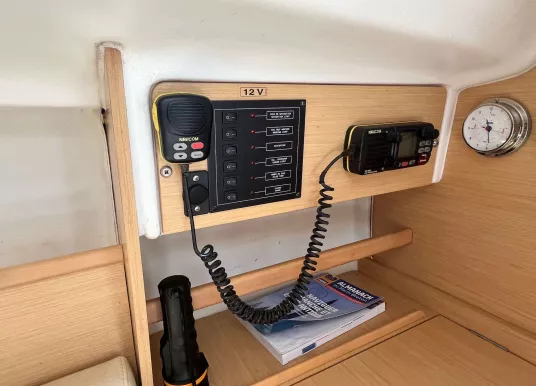 BENETEAU - FIRST 25.7 S - 35