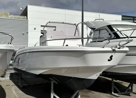 BENETEAU - FLYER 6 SPACEDECK