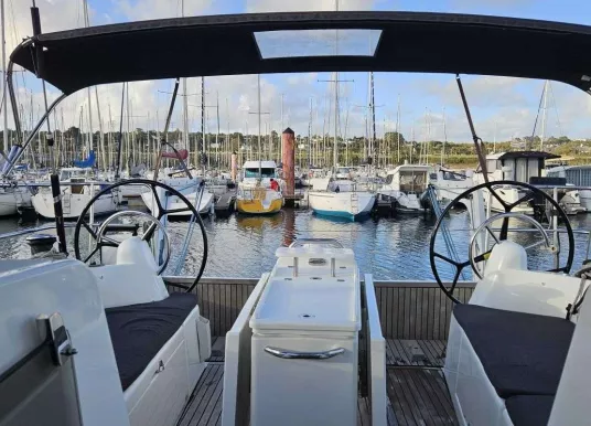 JEANNEAU - SUN ODYSSEY 410 - 11