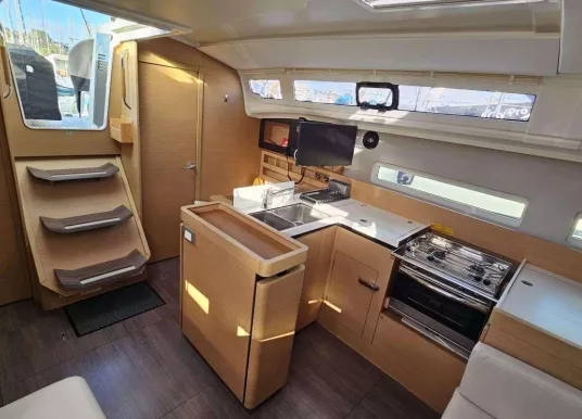 JEANNEAU - SUN ODYSSEY 410 - 15