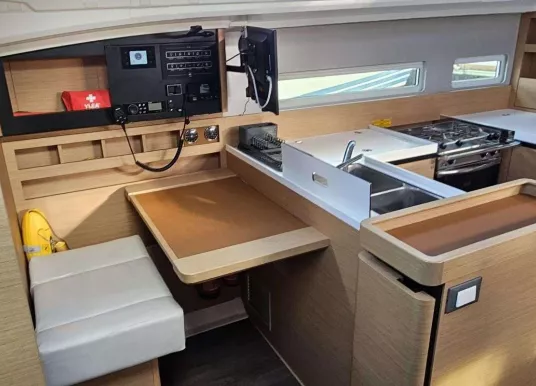 JEANNEAU - SUN ODYSSEY 410 - 18