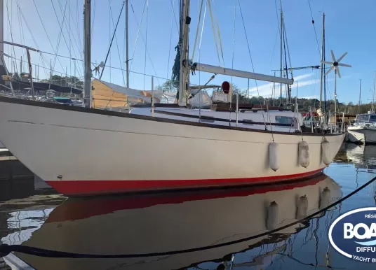 LECOMTE YACHTS - MEDALIST 33 MK2