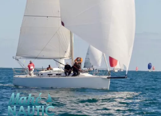 J BOATS - j109