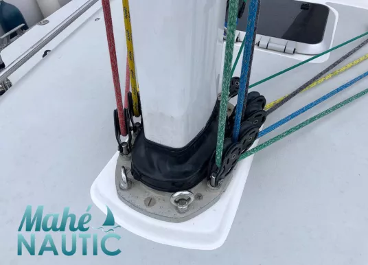 J BOATS - j109 - 8