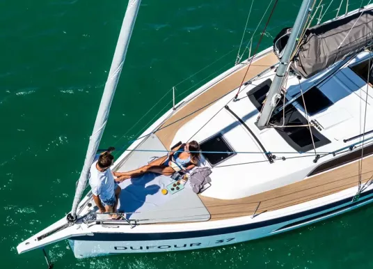 DUFOUR YACHTS - DUFOUR 37 - 4