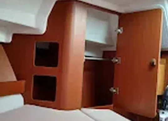 BENETEAU - ANTARES 8 - 6