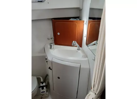 BENETEAU - ANTARES 8 - 10