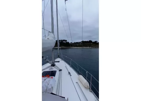 BAVARIA YACHTS - BAVARIA 32 CRUISER - 4