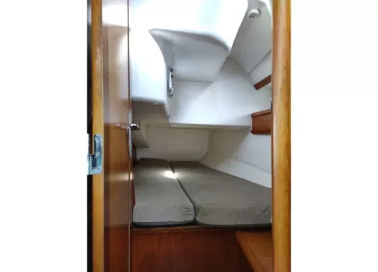 JEANNEAU - SUN ODYSSEY 42.2 - 8