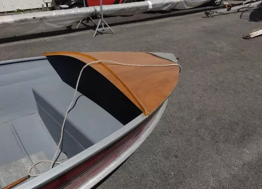 OUTBOARD MARINE - SEA NYMPH BOATS - 5