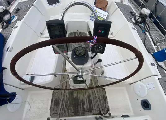 BAVARIA - BAVARIA 390 LAGOON - 7