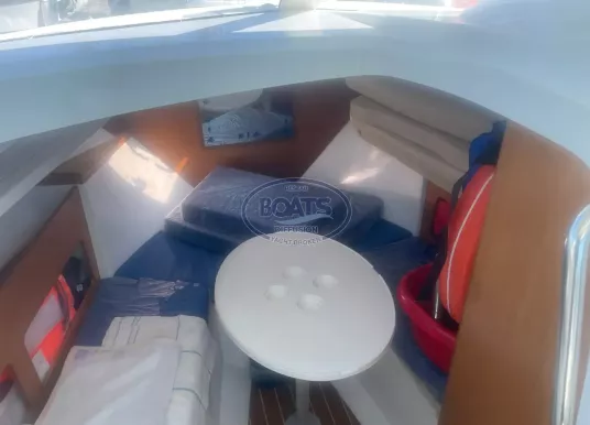 BENETEAU - ANTARES 6 - 7
