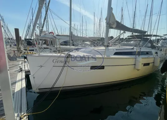 BAVARIA - 37 cruiser - 5