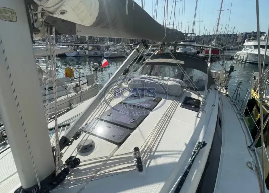 BAVARIA - 37 cruiser - 6