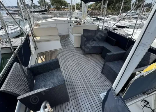 AMERICAN MARINE - Grand Banks 42 - 11