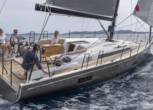 BENETEAU - FIRST 44 - 5