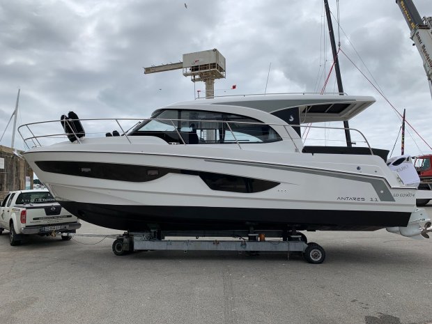 BENETEAU ANTARES 11 OB