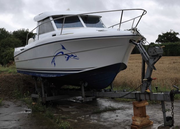 BENETEAU ANTARES 710