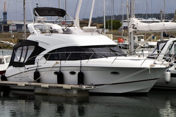 BENETEAU ANTARES 36