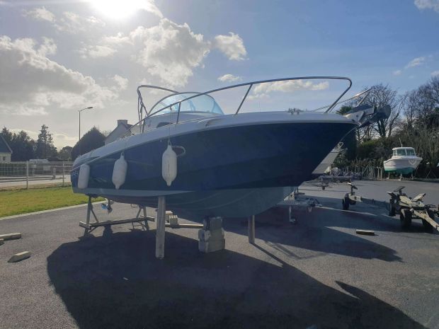 BENETEAU FLYER 750 WA