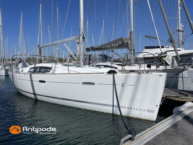 BENETEAU OCEANIS 40